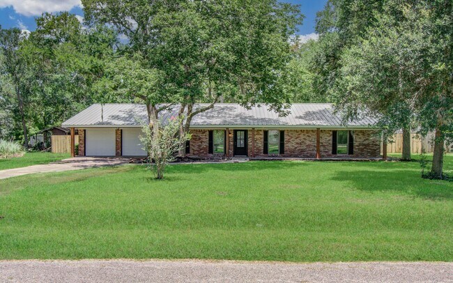 Building Photo - 6930 S Oak Bend Dr