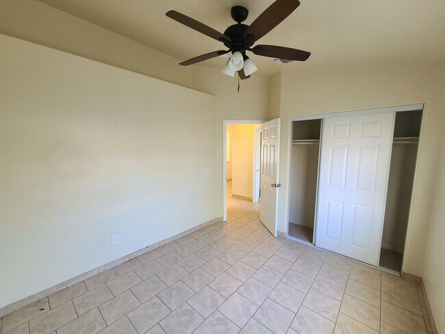 Building Photo - 1100 Dalila Ct