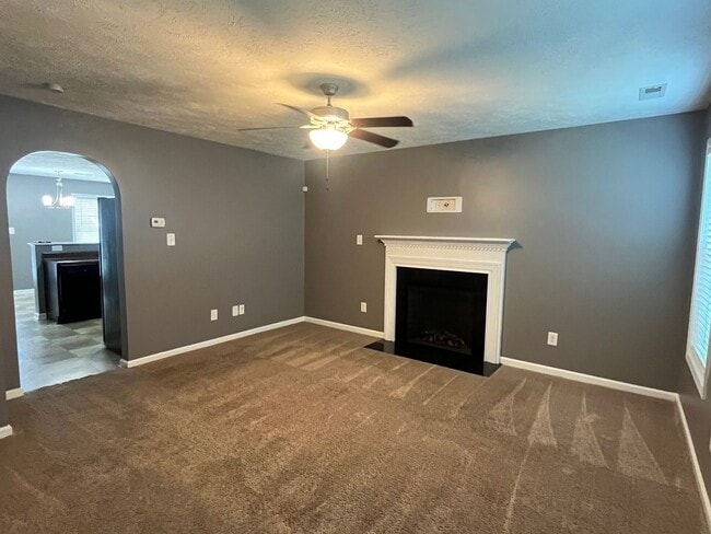 Building Photo - Charming 3 Bed Raeford Home with Fenced Yard