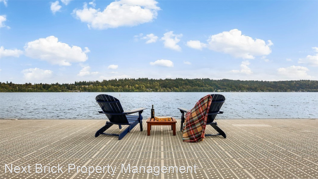 Building Photo - 4050 West Lake Sammamish Pkwy NE