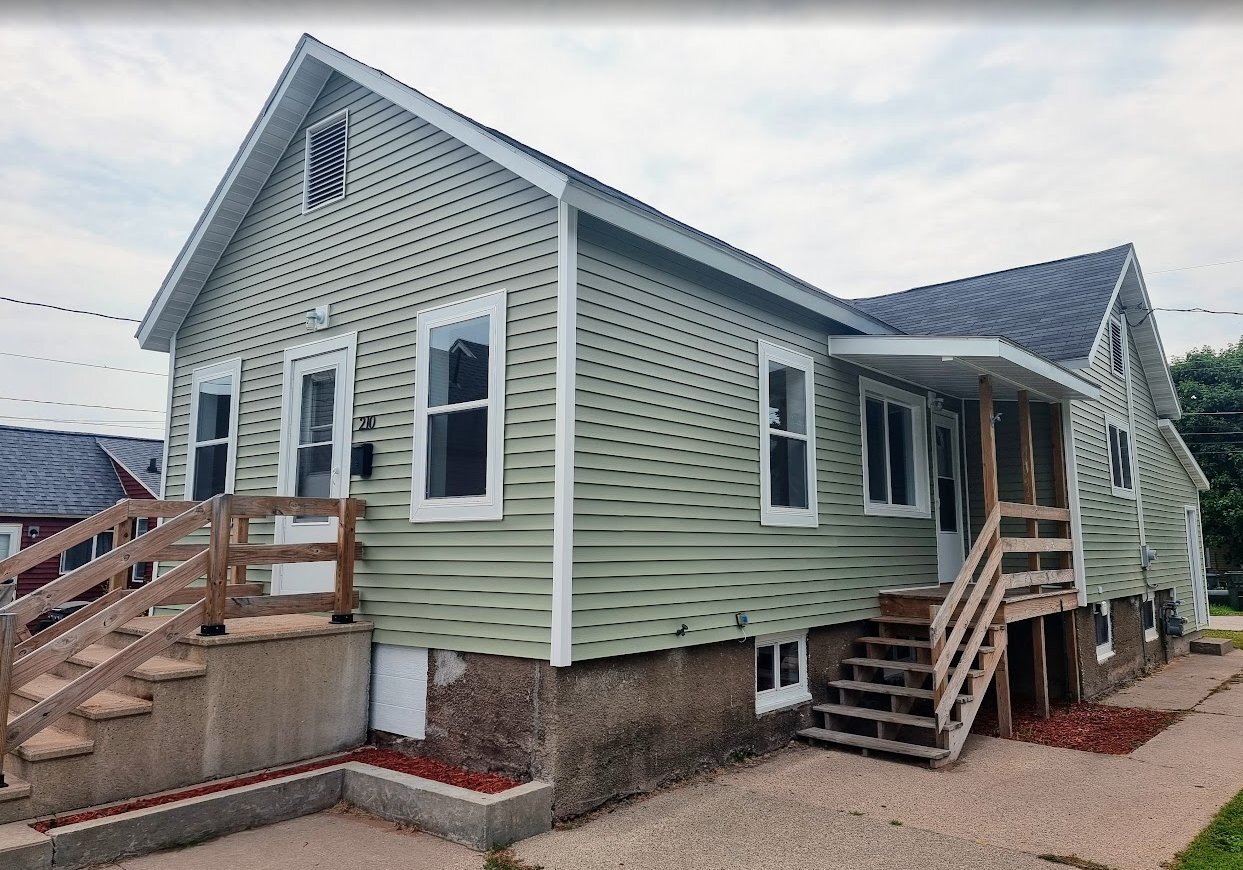 Building Photo - 210 N 15th St