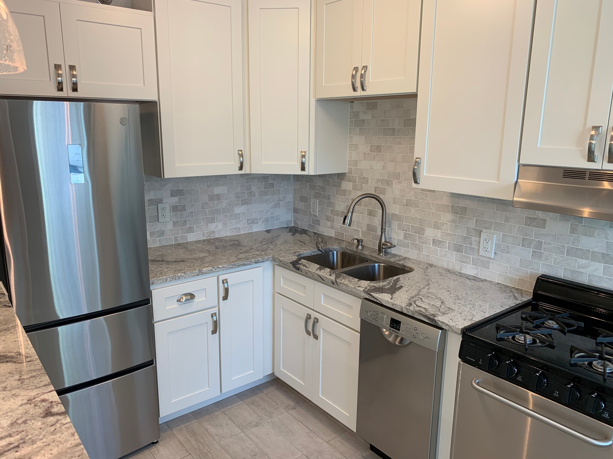 Building Photo - Studio Bed/1 Bath - Unit 2