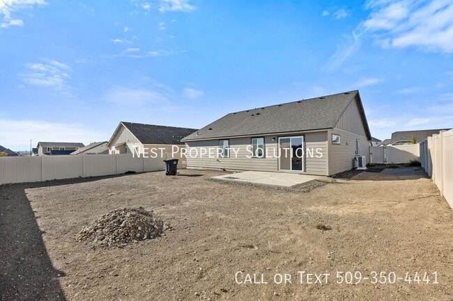Building Photo - 217 Royal Palm Dr