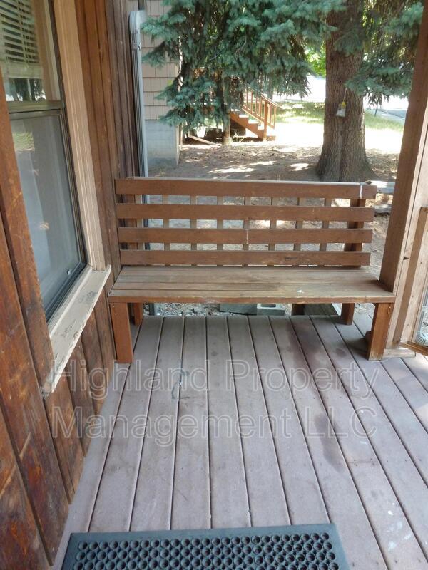 Building Photo - 1170 NE Harvey Rd