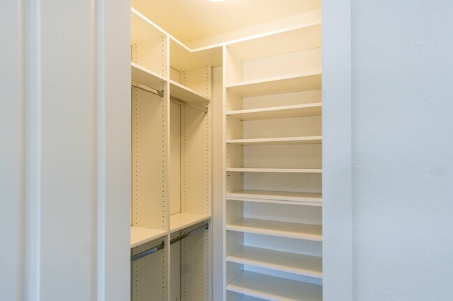 Building Photo - 2030 SW 145th Ave