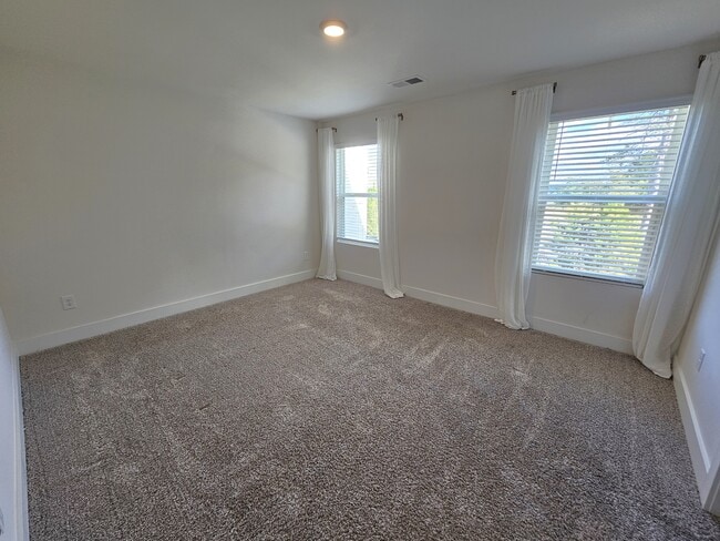 Building Photo - 635 Millwright Wy