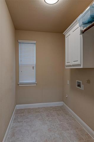 Building Photo - 2826 Exeter Dr