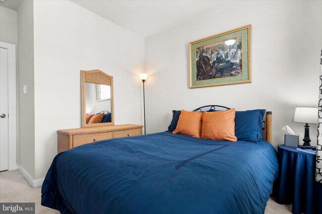 Building Photo - spacious 3-bedroom, 2 full and 2 half bathroom residence