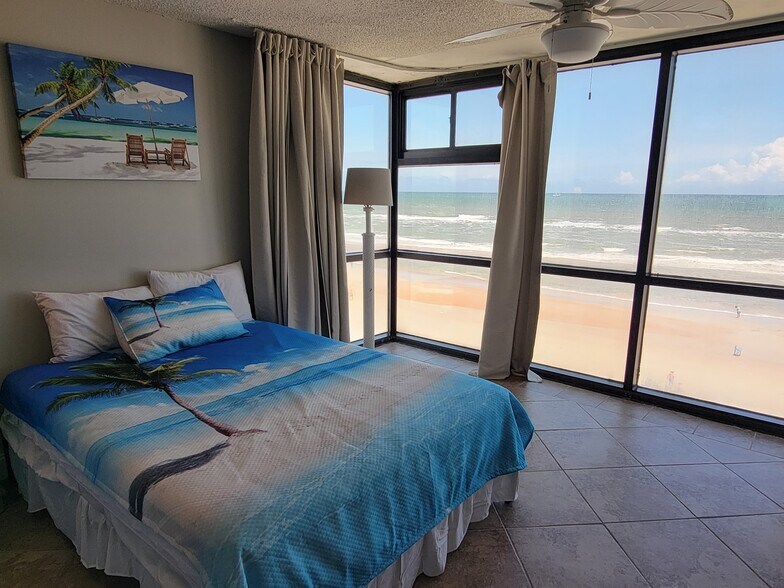 Building Photo - 1909 S Atlantic Ave