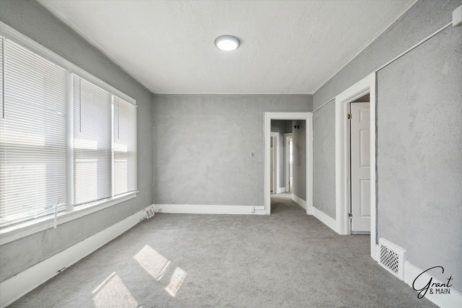 Building Photo - 3813/3815 W Euclid - JL Schneider LLC