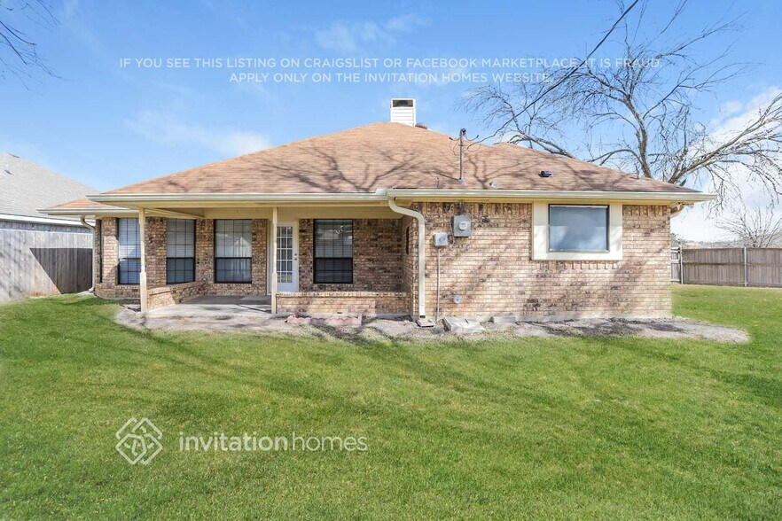 Building Photo - 203 Bowie St