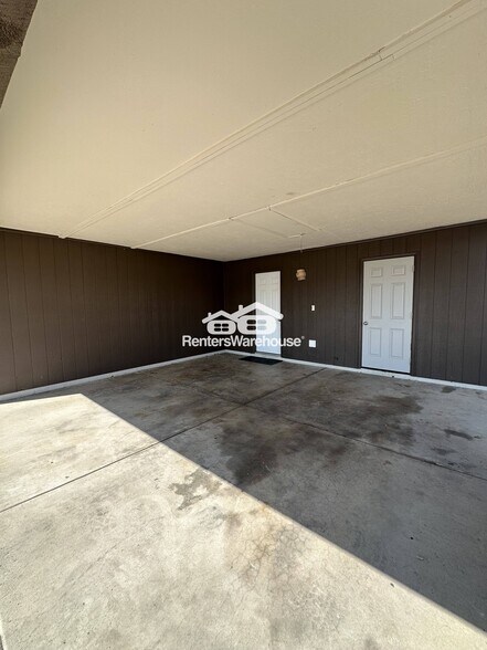 Building Photo - 17624 N 20th Dr