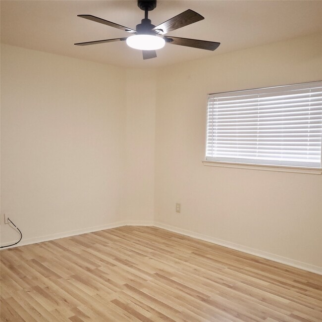 Building Photo - 14411 Avery Brooke Ln