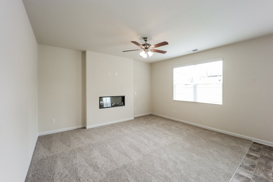 Building Photo - 568 Overo Dr