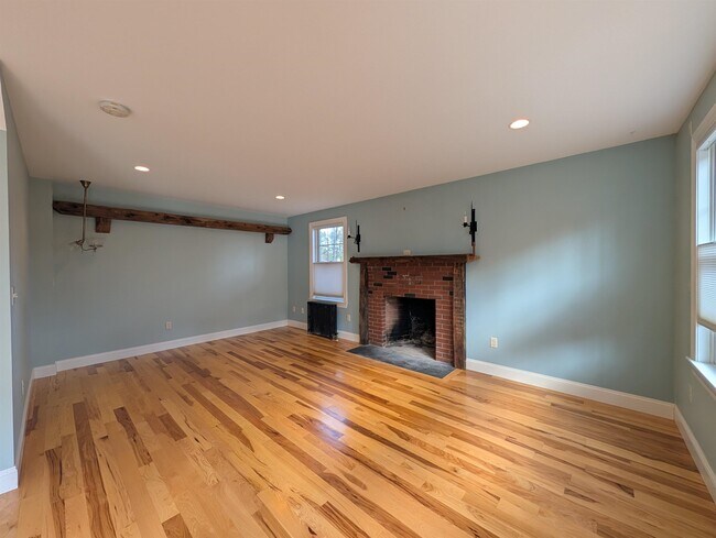 Building Photo - 119 Mill Rd