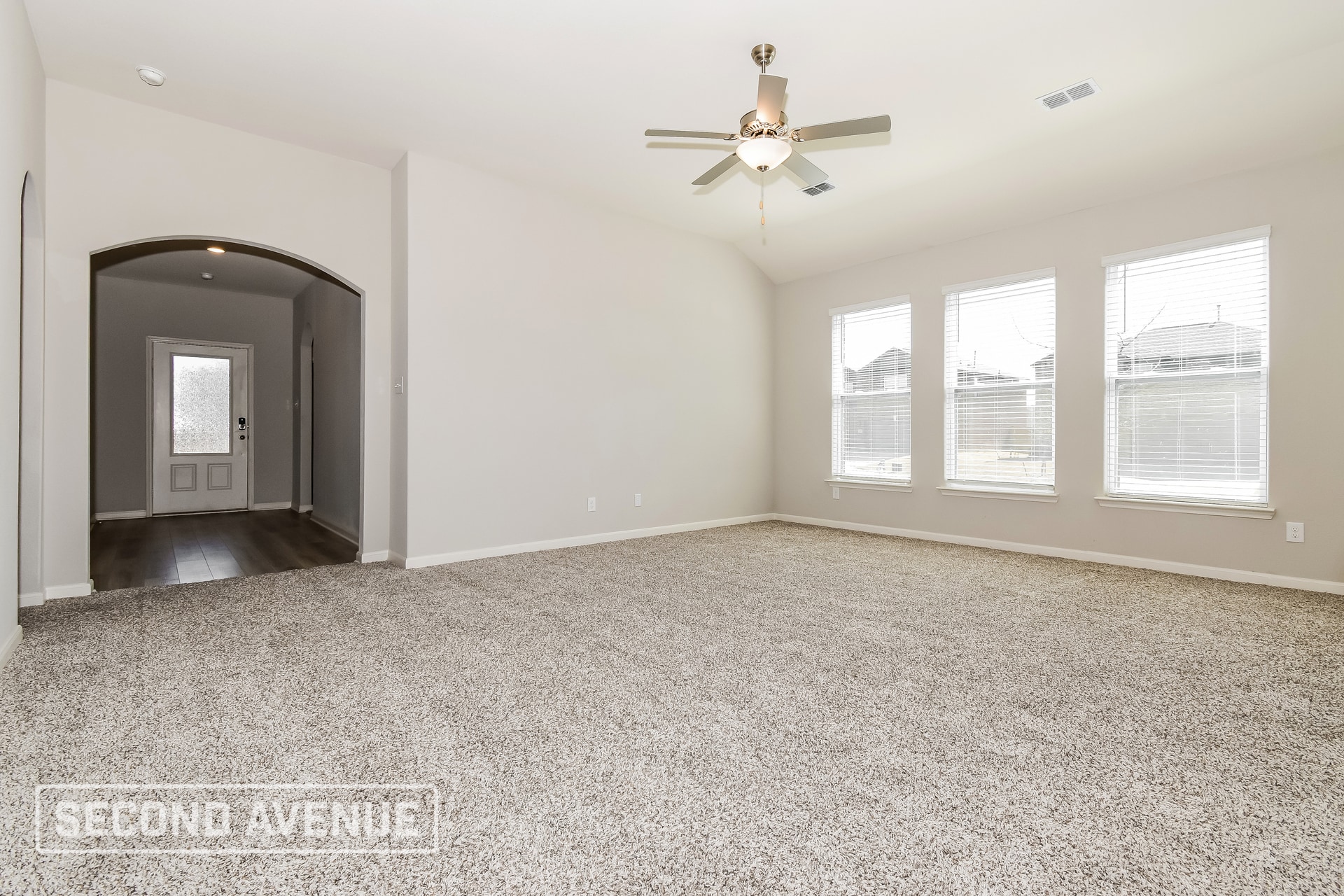 Building Photo - 2005 Erlinda Dr