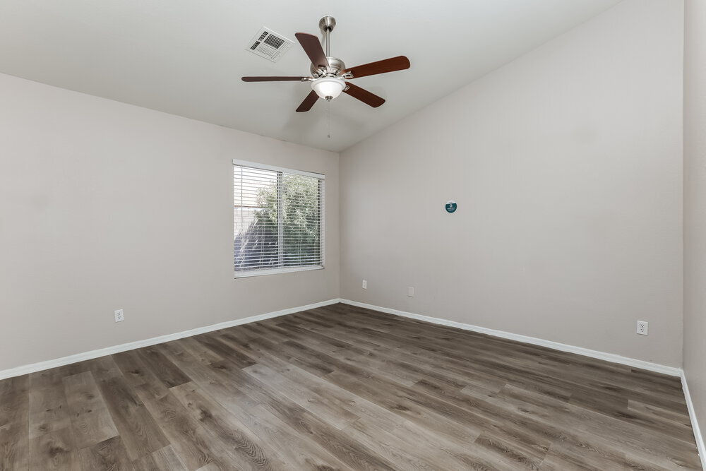 Building Photo - 5307 N 79th Dr