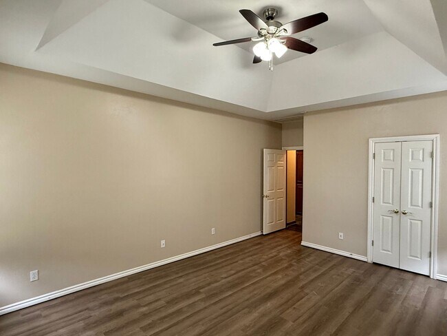 Building Photo - Large 3 Bed 2.5 Bath In Edmond