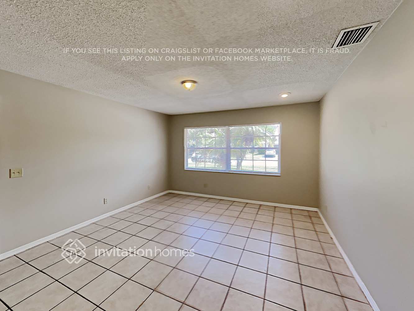 Building Photo - 814 Big Buck Cir