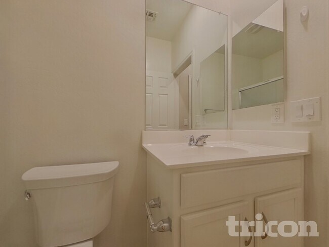 Building Photo - 16221 W La Ventilla Way