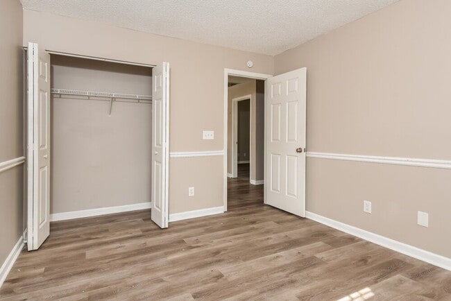 Building Photo - 3033 Sable Run Rd