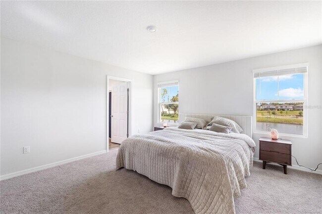 Building Photo - 14884 Summer Br Dr