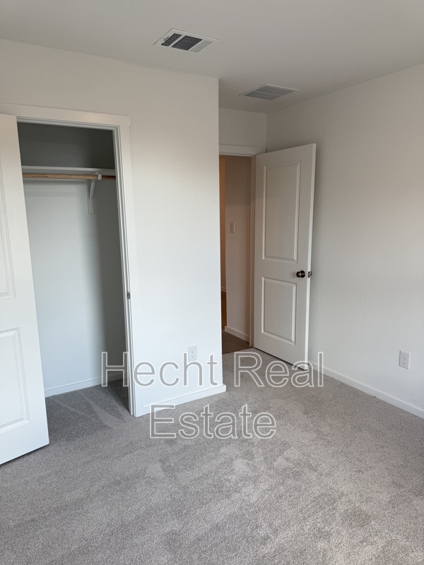 Building Photo - 1836 Wood Warbler Ln