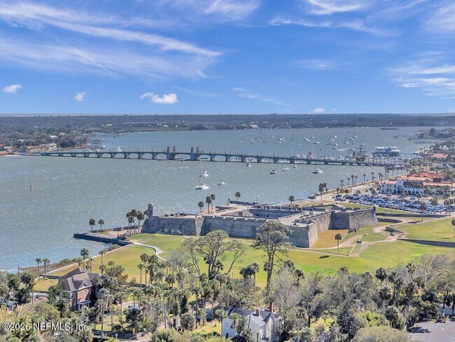 Building Photo - 23 Mulberry St