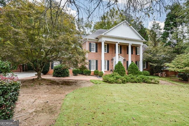 Building Photo - 1640 Lazy River Ln