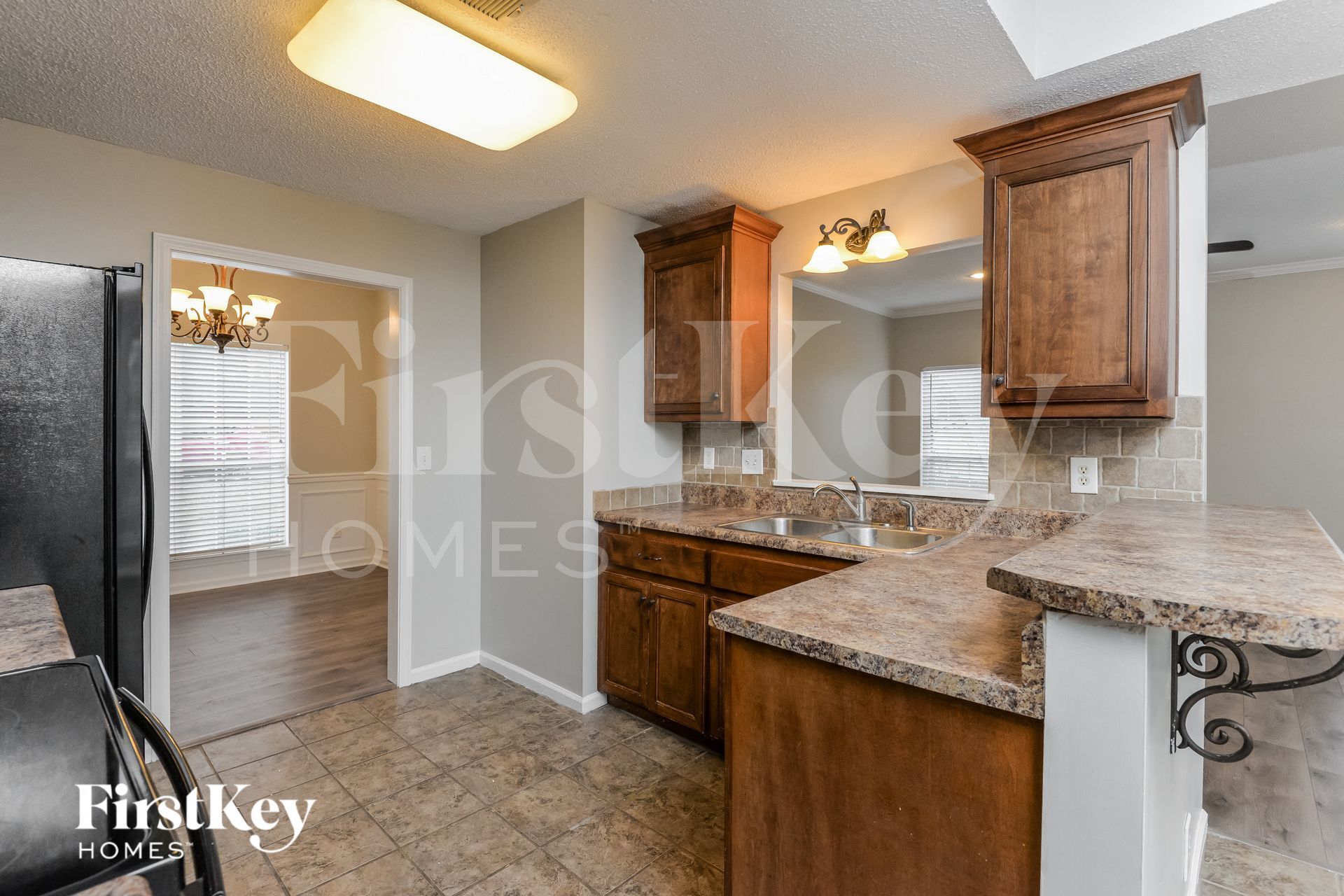 Building Photo - 3021 Bowron Rd