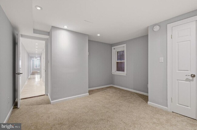 Building Photo - 2117 S St NW