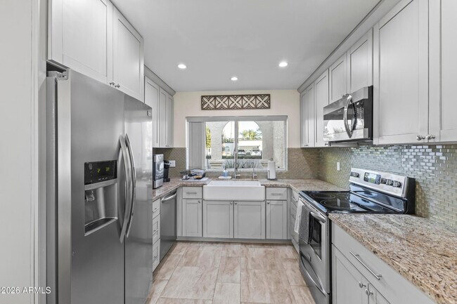 Building Photo - 5245 E Acoma Dr