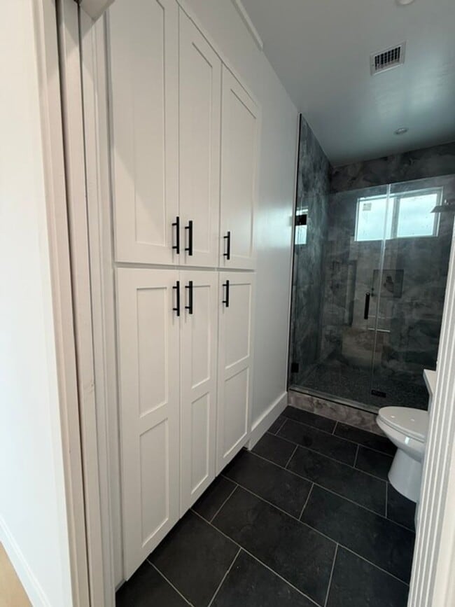 Building Photo - Modern 1BR/1BA New Build house in North Inglewood