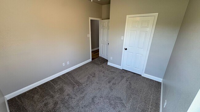 Building Photo - 3205 Bourland St