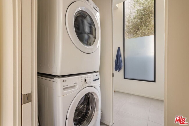 Building Photo - 4118 Wade St