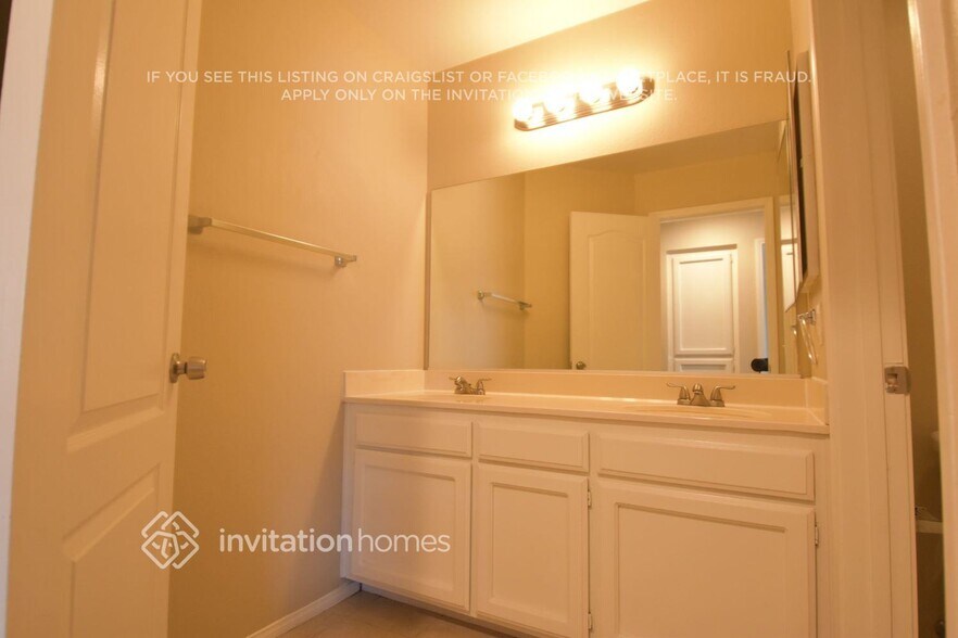 Building Photo - 40181 White Leaf Ln