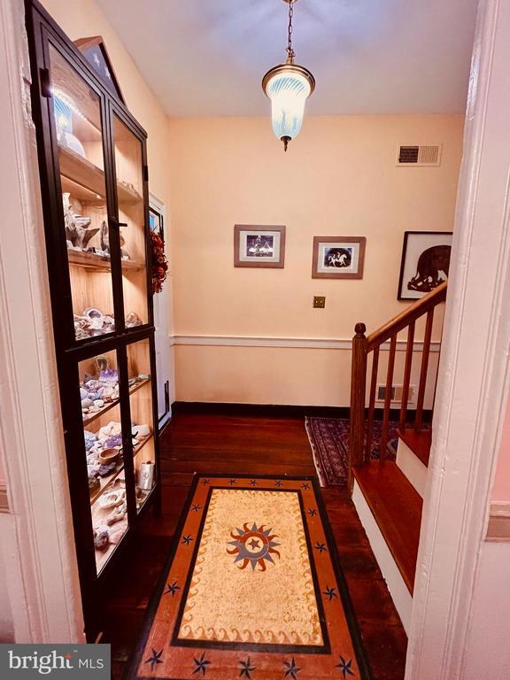 Building Photo - 30 Cornhill St