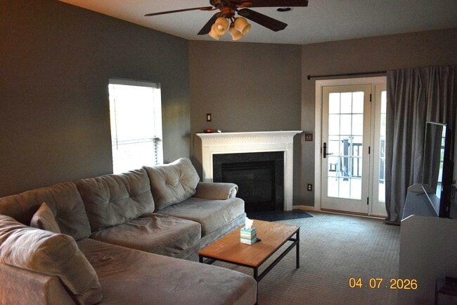 Building Photo - 1244 Rosemont Terrace