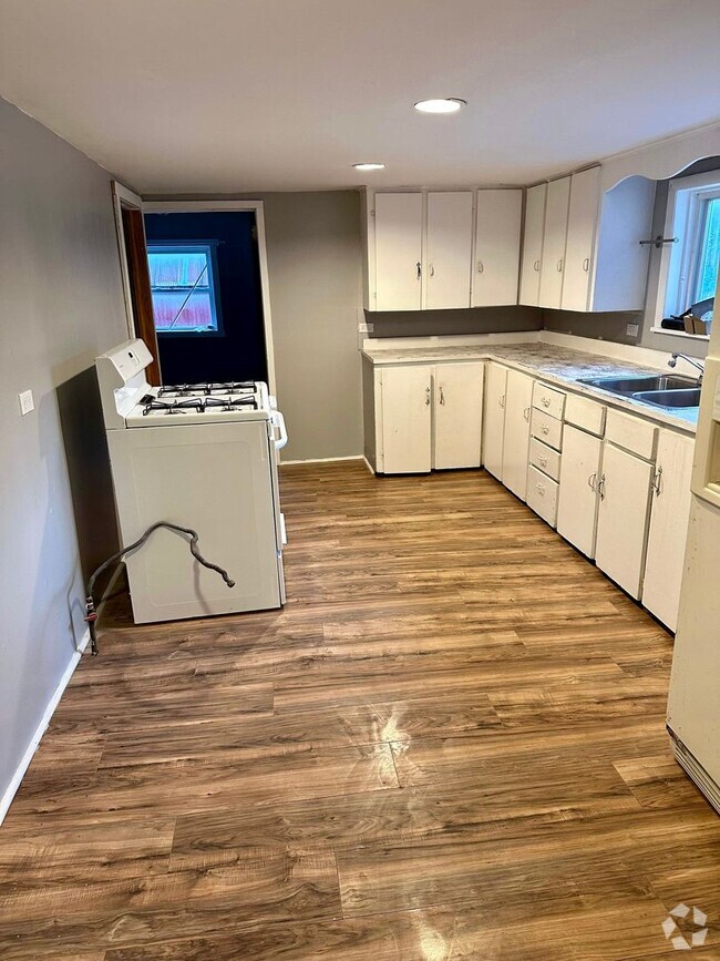 Building Photo - 7564 GH