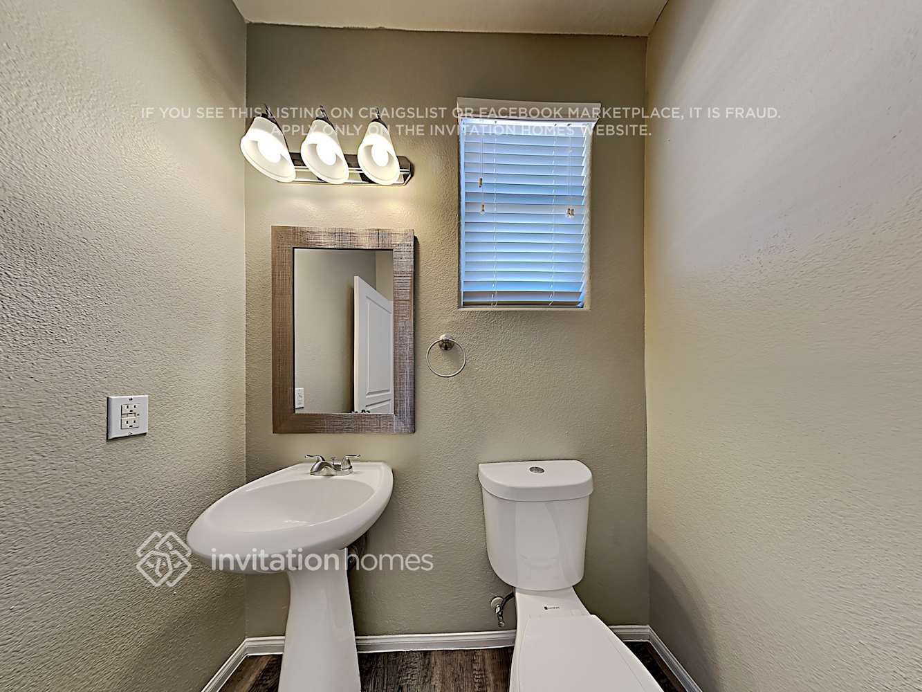 Building Photo - 556 Bayo Canyon Ct