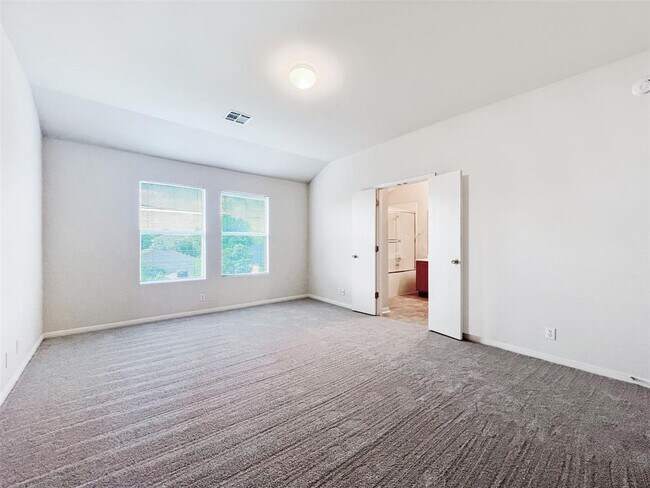 Building Photo - 4712 Lake Champlain Ln