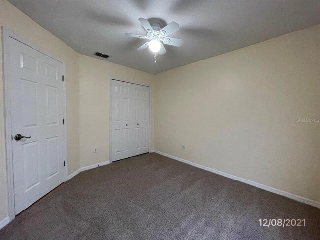 Building Photo - 551 Farmingham Ct