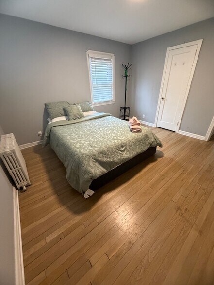 Building Photo - 175 Teaneck Rd