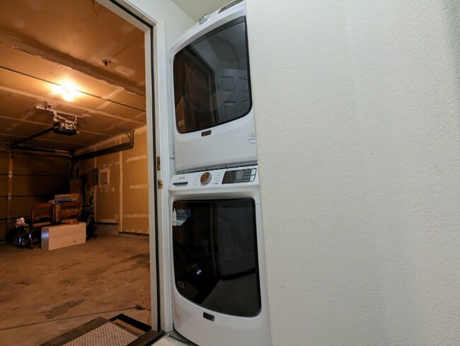 Building Photo - 129 Pacchetti Way
