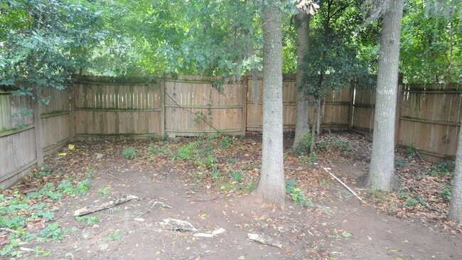 Building Photo - 2081 Continental Ave