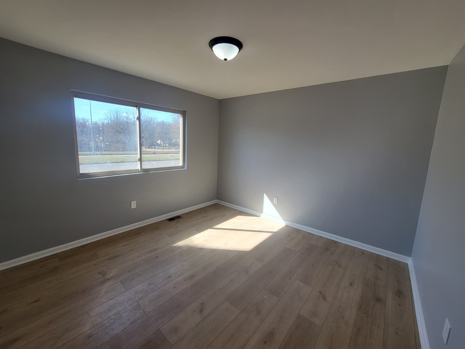 Building Photo - 1808 N James H McGee Blvd