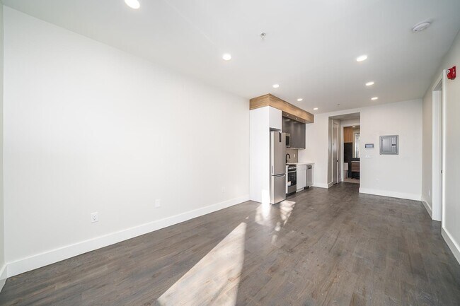 Building Photo - 63-65 Irving St