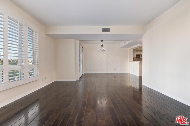 Building Photo - 1257 Brockton Ave