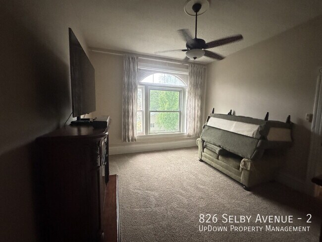 Building Photo - 826 Selby Ave