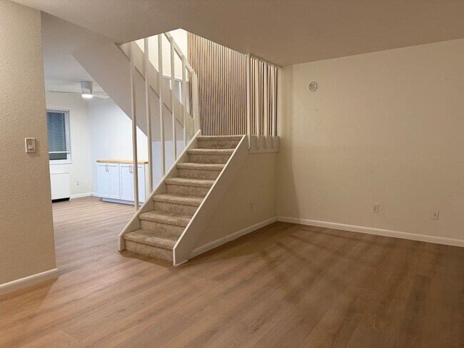 Building Photo - 3161 Madison Ave